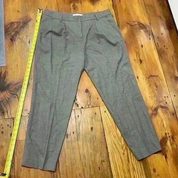 Gerard Darrel Paris size 42 office pants with small hole in the back - Picture 1 of 8